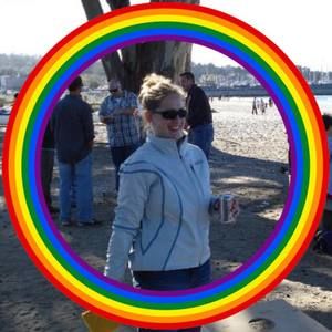 Meet your Posher, Carrie